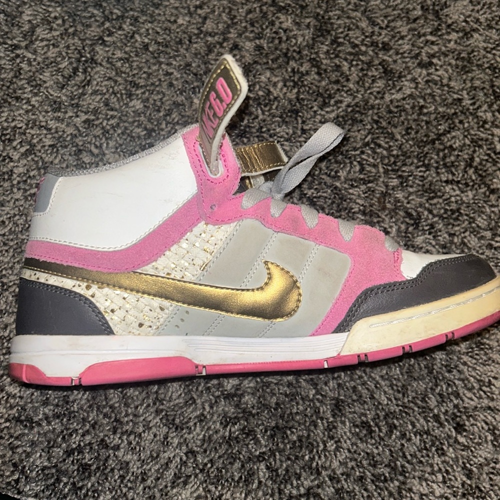 Pink, grey, & white Jordan’s womens